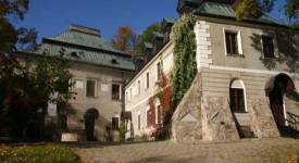 Manor House